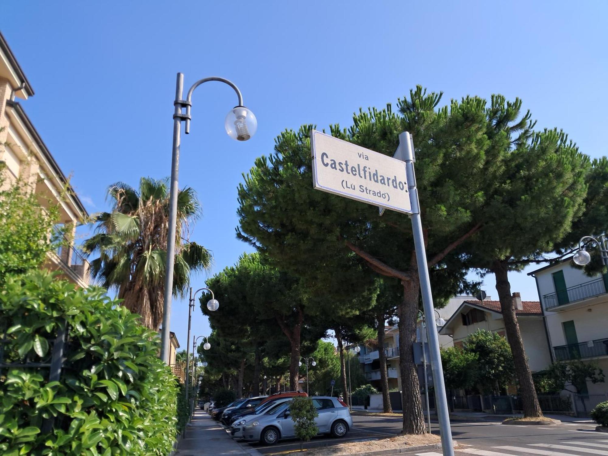 Roses House Apartment Porto San Giorgio Luaran gambar