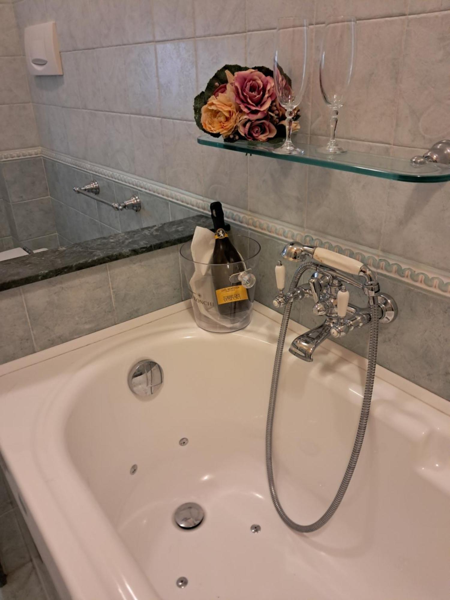 Roses House Apartment Porto San Giorgio Luaran gambar